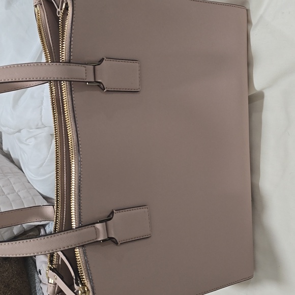 Kate Spade tote and wallet - Picture 13 of 13